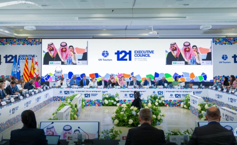 وزير السياحة ترأس الاجتماع