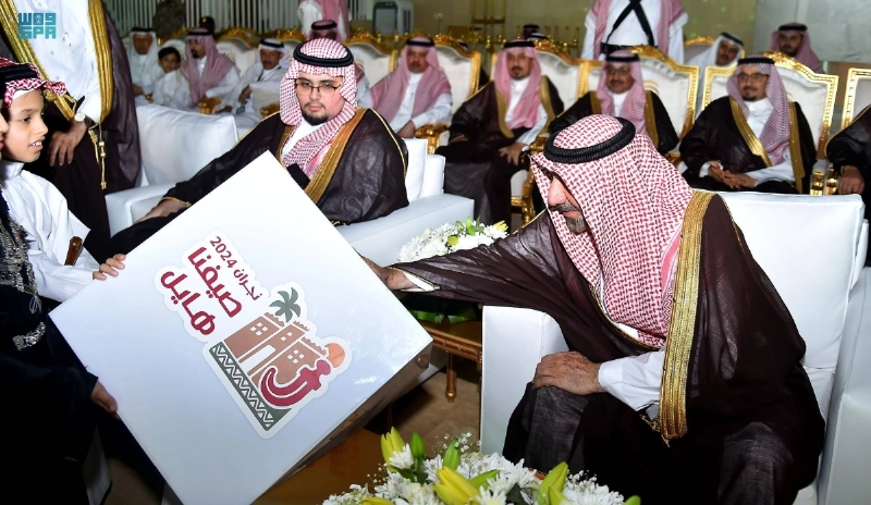 جلوي بن عبدالعزيز خلال الفعاليات (مكة)