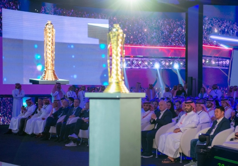 ولي العهد لحظة الاعلان عن كأس العالم للرياضات الالكترونية