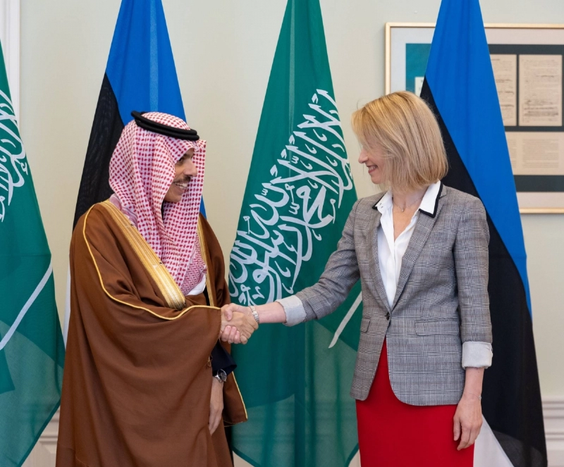 كايا كالاس خلال استقبالها فيصل بن فرحان (واس)