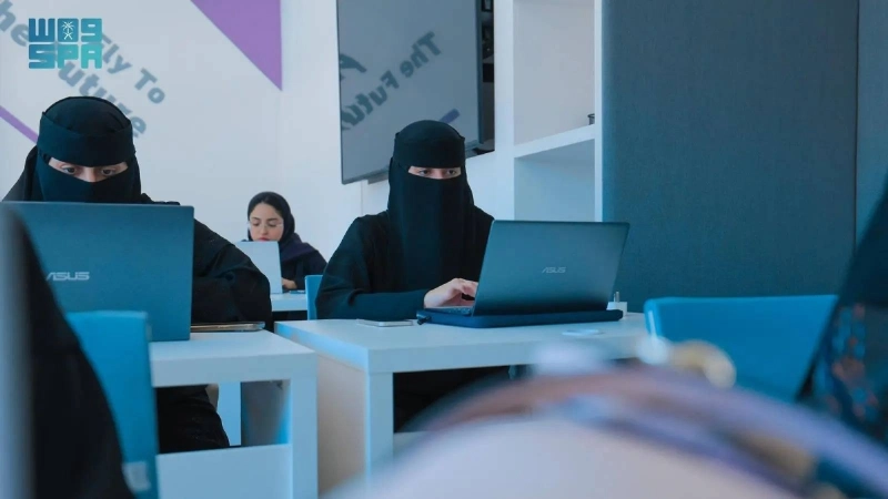 من أحد معسكرات طويق (مكة)
