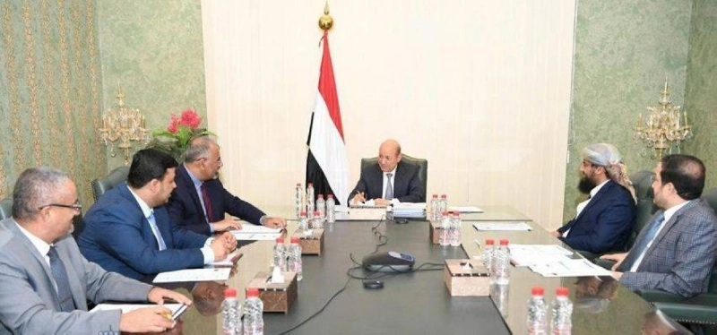 الرئيس اليمني خلال الاجتماع الطارئ (مكة)