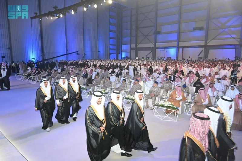 من حفل تخريج طلاب علوم الطيران (مكة)