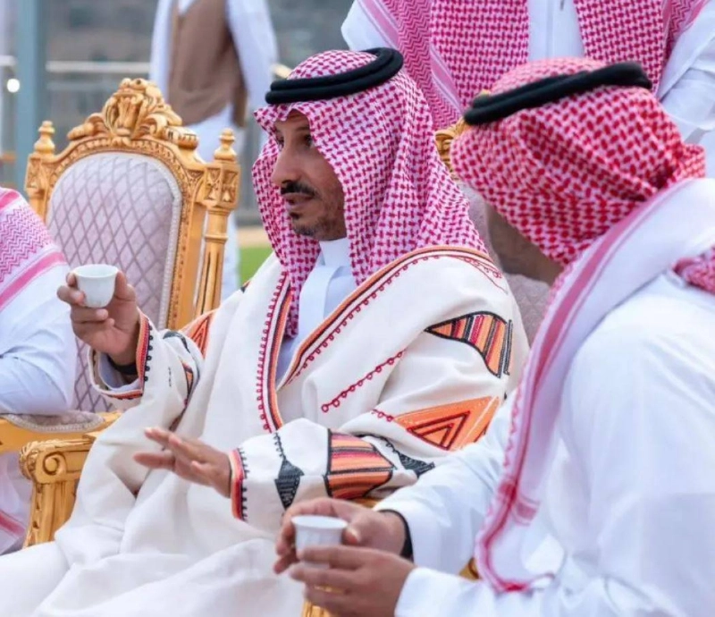 وزير السياحة خلال زيارته لمنطقة الباحة