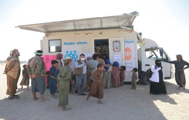 يمنيون ينتظرون المساعدات الدولية (مكة)