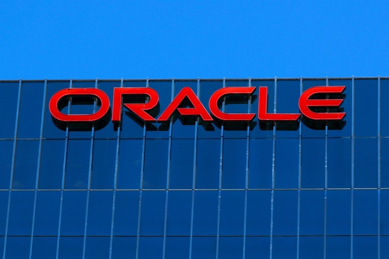 Oracle-scaled