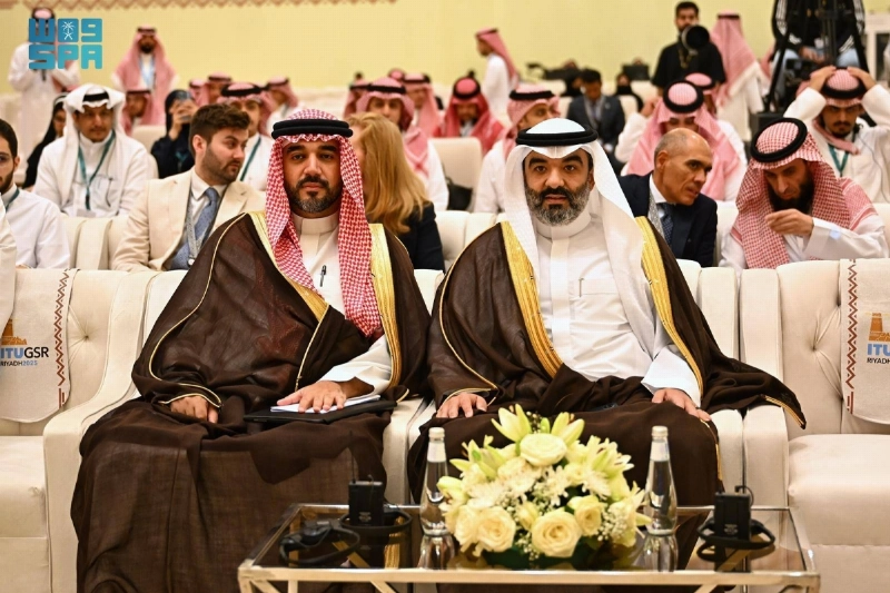عبدالله السواحه وفيصل بن بندر