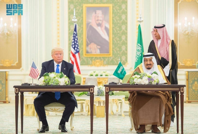 الملك سلمان بن عبدالعزيز والرئيس الأمريكي