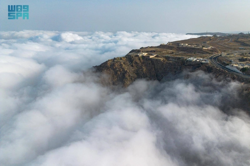 غيوم الطائف