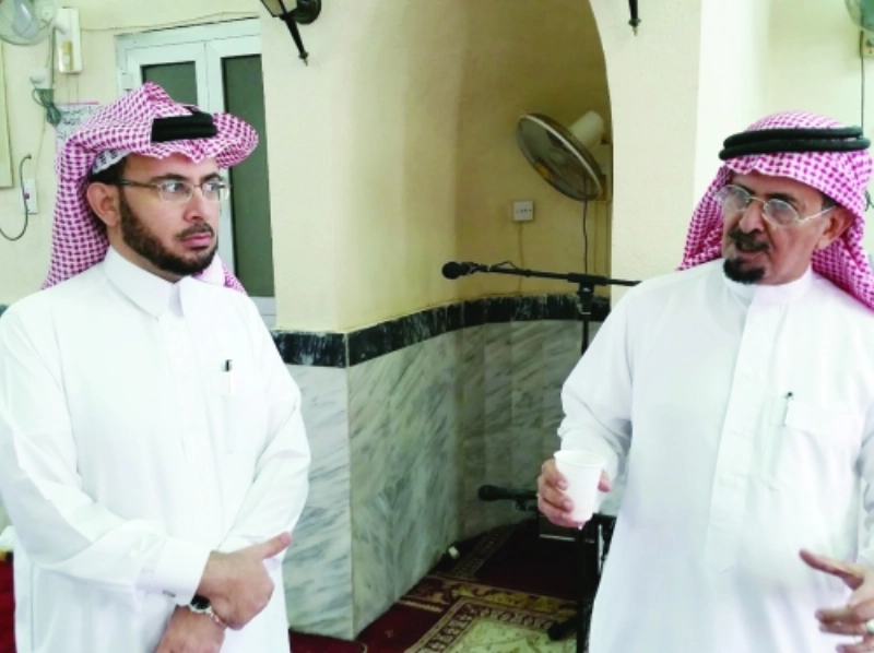 فواز الدهاس مع بدر اللحياني يشرح رؤيته داخل مسجد الشميسي