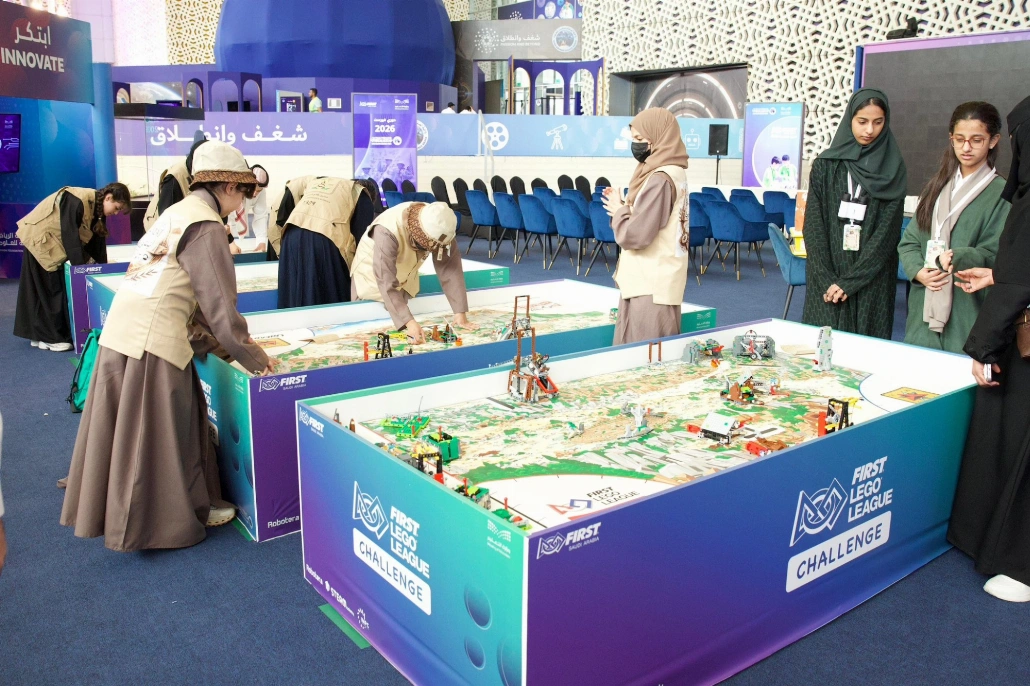 تعزيز الربط بين التعلم النظري والتطبيق العملي