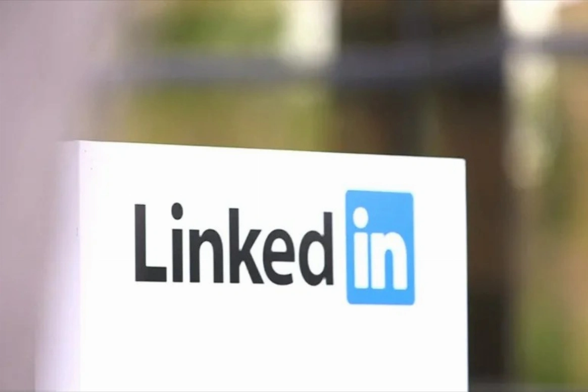 الذكاء الاصطناعي سيعيد تشكيل طريقة عمل الأفراد