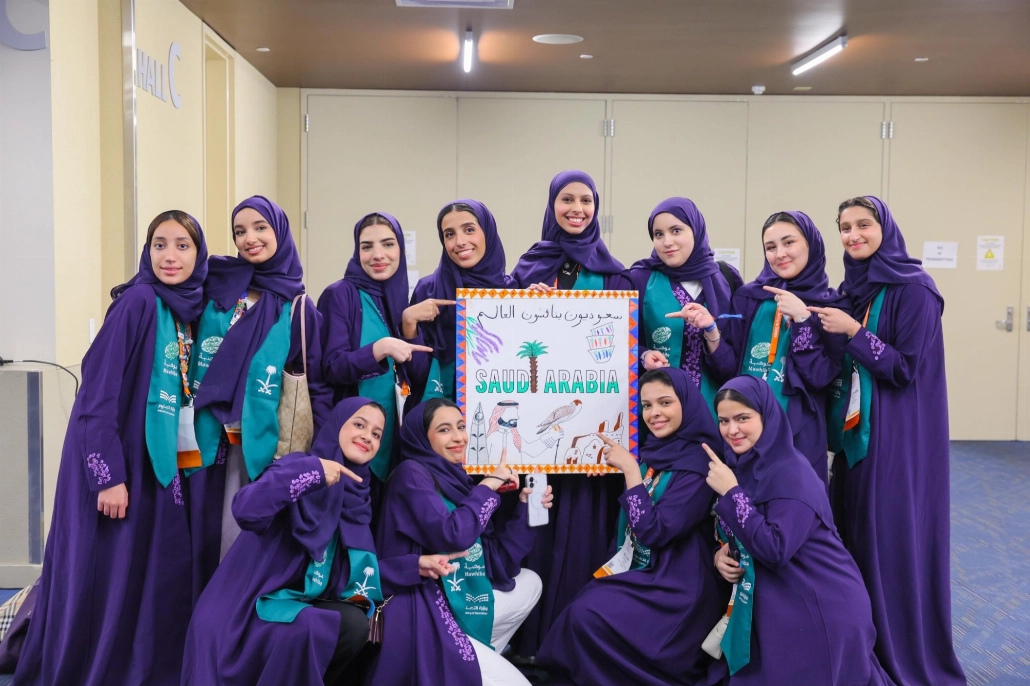 يعرض الطلبة السعوديون اليوم مشروعاتهم أمام وسائل الإعلام