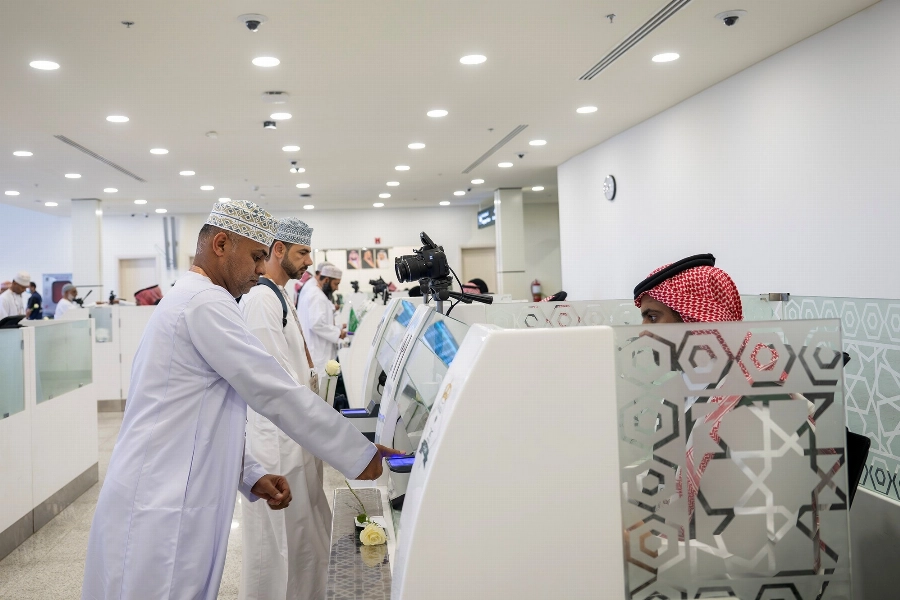 تواصل الفرق الفنية والهندسية التابعة لـ