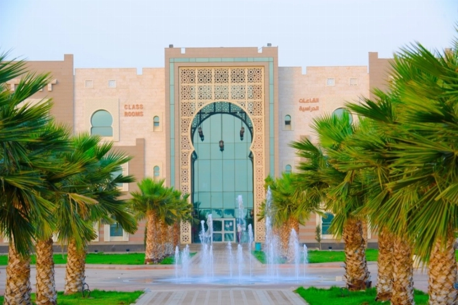 أوضحت الجامعة أن المشروع يجسد مستوى التكامل التقني الذي بلغته في تطوير بنيتها الرقمية