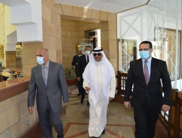 رئيس الاتحاد العربي للتطوع يلتقي مدير عام المنظمة العربية للتنمية الإدارية لبحث التعاون المشترك