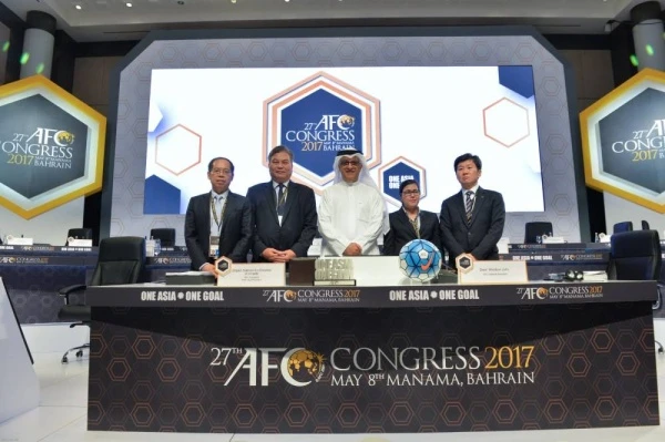 تزكيته رسمياً لولاية ثالثة في كونغرس المنامة مطلع فبراير.. سلمان بن ابراهيم المرشح الوحيد لرئاسة الإتحاد الآسيوي بعد اغلاق باب الترشيحات