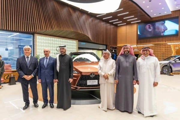 «لكزس» تعيد ابتكار مفهوم مركبات الـ «كروس-أوفر» الفاخرة مع إطلاق «RX» الجديدة كلياً
