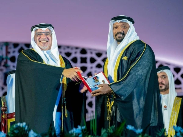 نيابة عن الملك.. ولي العهد رئيس الوزراء يحضر حفل تكريم ناصر بن حمد بمناسبة تحقيقه المركز الأول ببطولة العالم للقدرة