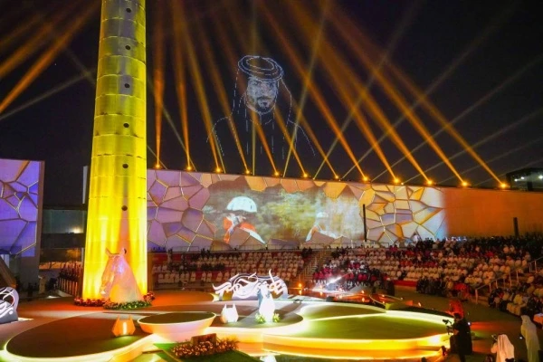 نيابة عن الملك.. ولي العهد رئيس الوزراء يحضر حفل تكريم ناصر بن حمد بمناسبة تحقيقه المركز الأول ببطولة العالم للقدرة