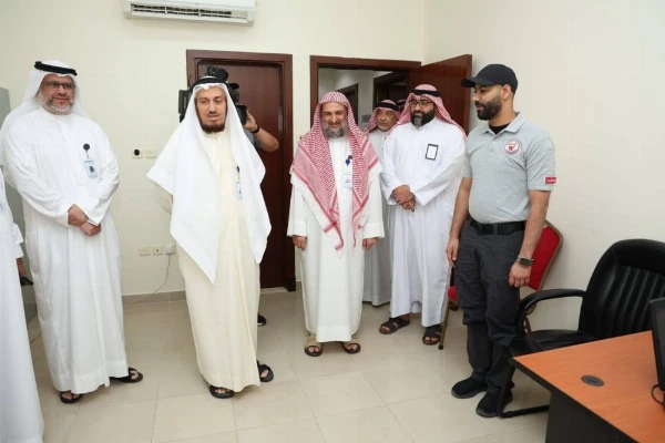 رئيس بعثة مملكة البحرين للحج يجتمع مع رؤساء اللجان ويتفقّد جاهزيتها واستعداداتها لخدمة حجاج المملكة