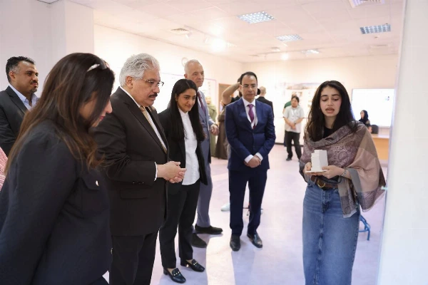 بحضور رئيس الجامعة الملكية للبنات.. كلية الهندسة والتكنولوجيا تنظّم معرضها السنوي “إبداعات في الهندسة والتكنولوجيا”