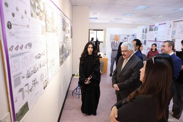 بحضور رئيس الجامعة الملكية للبنات.. كلية الهندسة والتكنولوجيا تنظّم معرضها السنوي “إبداعات في الهندسة والتكنولوجيا”