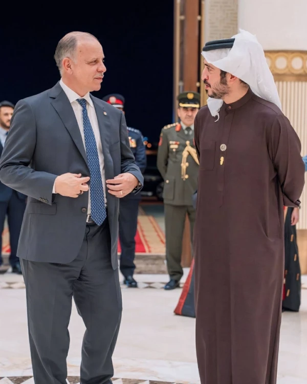 خالد بن حمد يستقبل فيصل بن الحسين وفهد بن جلوي | صحيفة الوطن