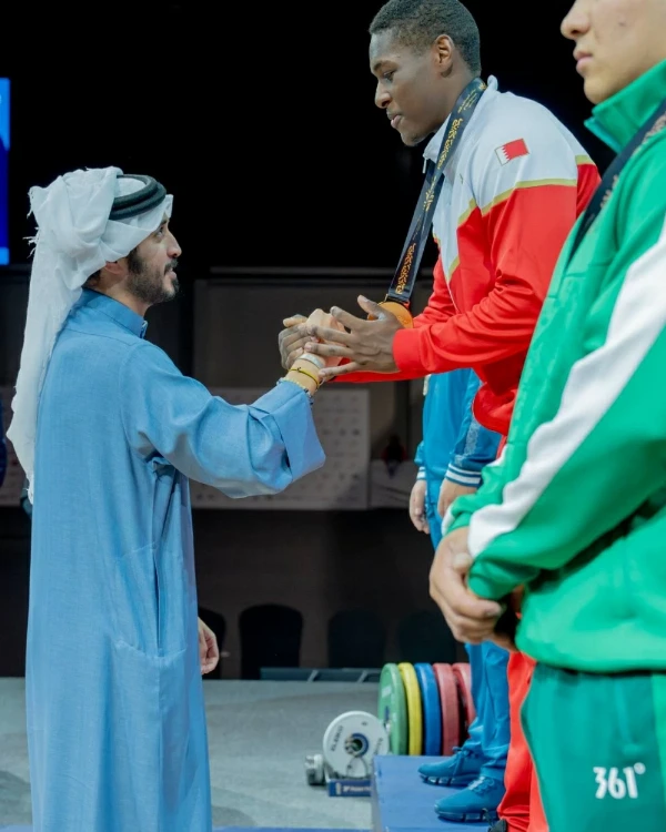 خالد بن حمد يشيد بإنجازات أبطال البحرين في دورة الألعاب الآسيوية للشباب ...