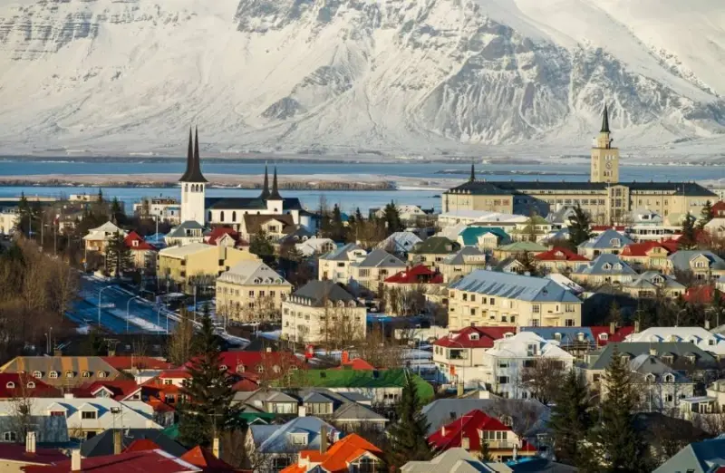 حين تكشف الجغرافيا مفارقات غريبة.. دول بلا أنهار أو جيوش أو مطارات