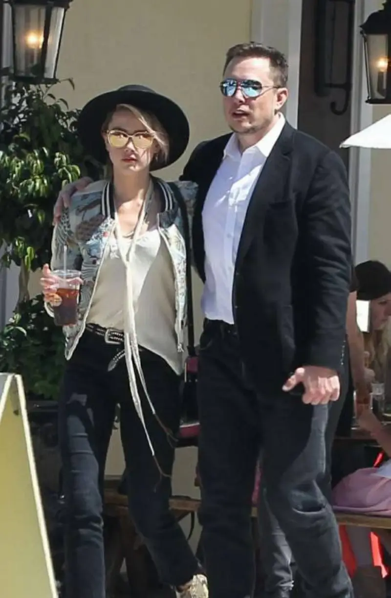 من السينما إلى وول ستريت.. قصص المشاهير مع صفوة الأثرياء