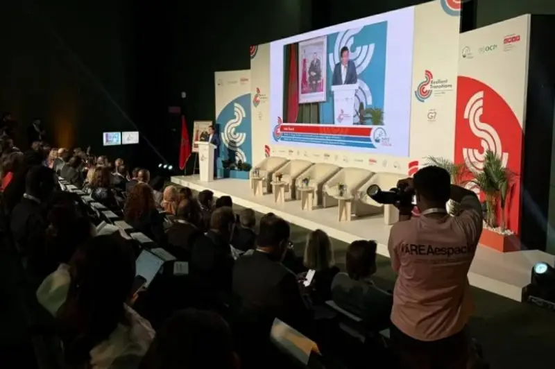 المغرب يتجاوز عتبة 45% من الطاقات المتجددة ويُسرّع إصلاحات التعدين