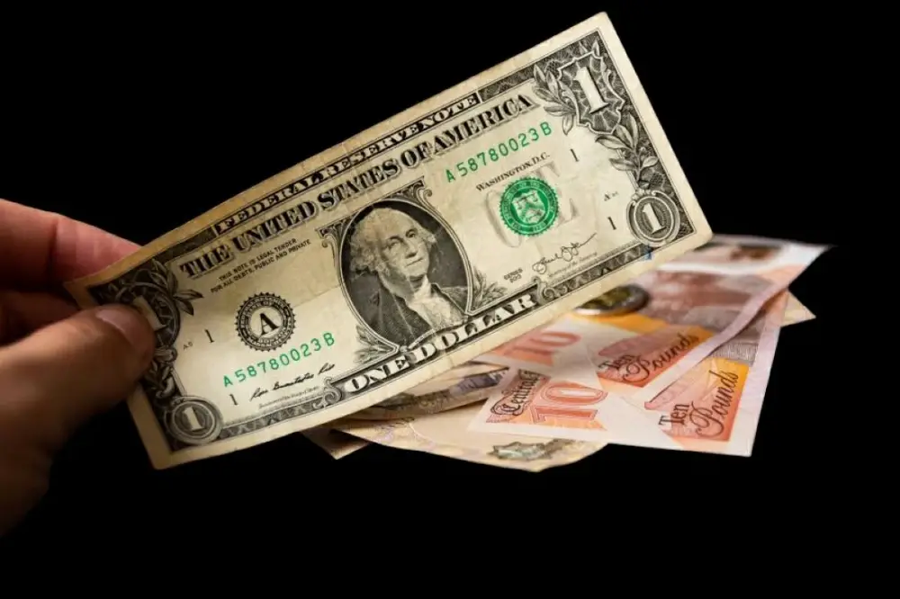 سعر الدولار اليوم الأحد في مصر