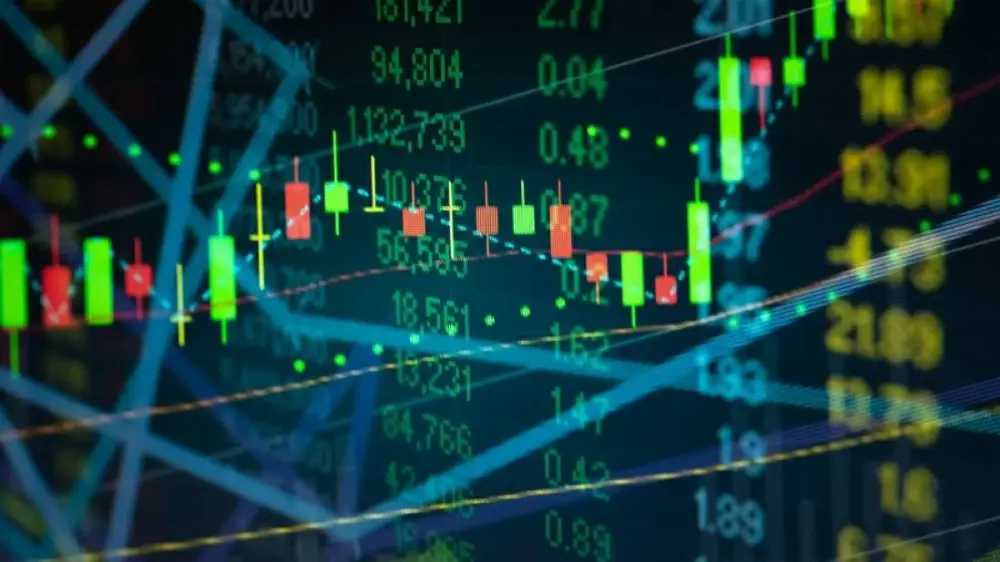 الأسهم البريطانية تنخفض مع تراجع قطاع التعدين وتباطؤ سوق العمل