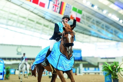 In the Al Shaqab Champions 140cm class, Canada’s Rami Younis claimed victory aboard Mauran S with a faultless round in 72.62 seconds.
In the Al Shaqab Champions 140cm class, Canada’s Rami Younis claimed victory aboard Mauran S with a faultless round in 72.62 seconds.
