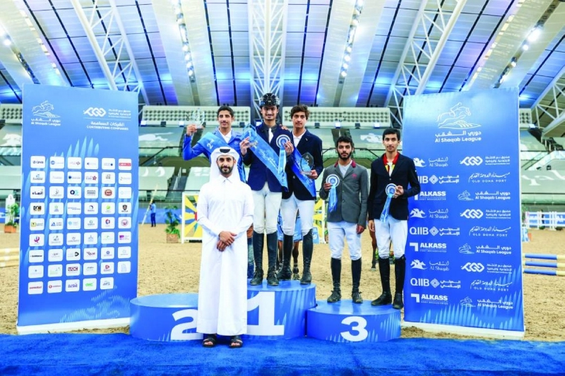 Khalid Sanad al-Nuaimi, Event Director of the
Al Shaqab League, awarded the top six finishers of the Youth Champions 130cm class.
Khalid Sanad al-Nuaimi, Event Director of the
Al Shaqab League, awarded the top six finishers of the Youth Champions 130cm class.