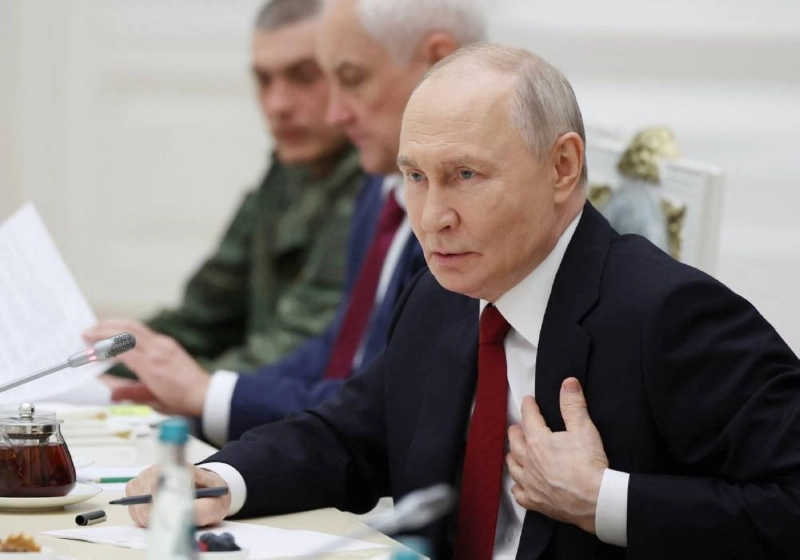 Russia's President Vladimir Putin attends a meeting with service members of the Russian armed forces involved in the country's military campaign in Ukraine, following an award ceremony marking Russia Day national holiday at the Kremlin in Moscow, Russia, June 12, 2026. Sputnik/Vyacheslav Prokofyev/Pool via Reuters ATTENTION EDITORS — THIS IMAGE WAS PROVIDED BY A THIRD PARTY. Russia's President Vladimir Putin attends a meeting with service members of the Russian armed forces involved in the country's military campaign in Ukraine, following an award ceremony marking Russia Day national holiday at the Kremlin in Moscow, Russia, June 12, 2026. Sputnik/Vyacheslav Prokofyev/Pool via Reuters ATTENTION EDITORS — THIS IMAGE WAS PROVIDED BY A THIRD PARTY.