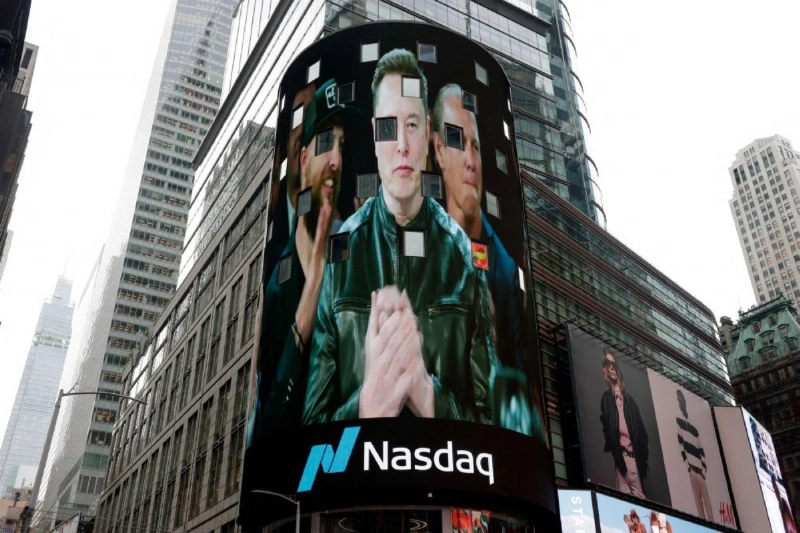 A live feed shows SpaceX CEO Elon Musk on the day of IPO at the Nasdaq MarketSite, in New York City. Reuters A live feed shows SpaceX CEO Elon Musk on the day of IPO at the Nasdaq MarketSite, in New York City. Reuters