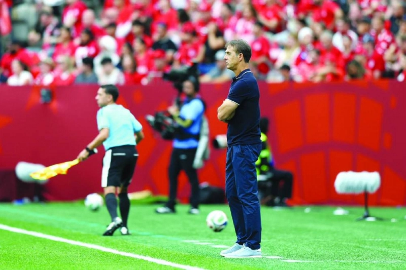 Qatar coach Julen Lopetegui wants his players to embrace the challenge rather than be weighed down by the pressure. Qatar coach Julen Lopetegui wants his players to embrace the challenge rather than be weighed down by the pressure.