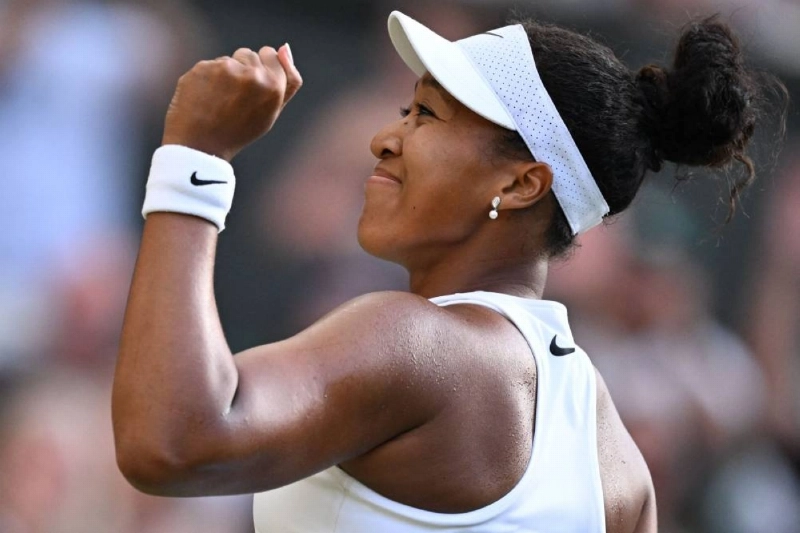 Japan's Naomi Osaka celebrates beating Belarus's Aryna Sabalenka during their round of 16 match on the seventh day of the 2026 Wimbledon Championships on Sunday. (AFP) Japan's Naomi Osaka celebrates beating Belarus's Aryna Sabalenka during their round of 16 match on the seventh day of the 2026 Wimbledon Championships on Sunday. (AFP)