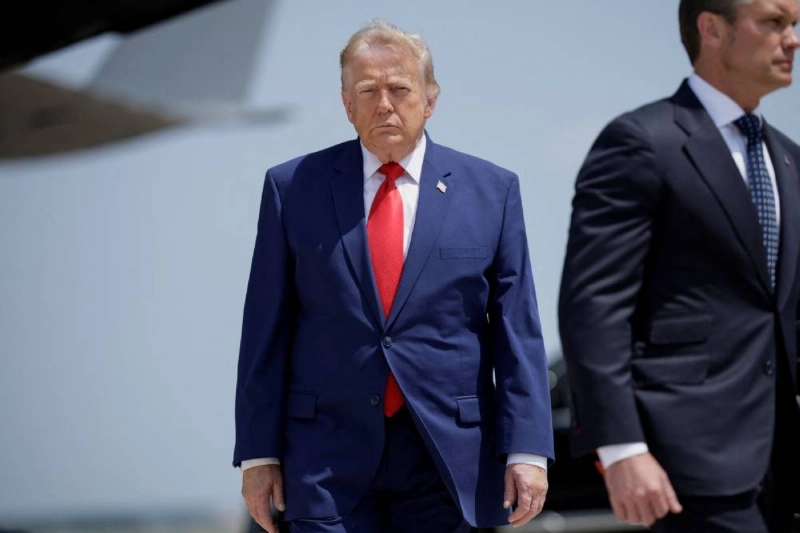 U.S. President Trump and U.S. Secretary of Defense Pete Hegseth walk as they attend a dignified transfer of the remains of U.S. Army service members, Army 1st Lt Tyler James Feehan, Sgt. Angel S. Rampersad, Pvt. Isabella Gonzales, killed during an attack on Muwaffaq Salti Air Base in Jordan, and Sgt. Michael Emmanuel Swinton, killed in action during a controlled detonation of a downed one-way unmanned aerial system at Erbil Air Base in Iraq, at Dover Air Force Base in Dover, Delaware, U.S., July 22, 2026. REUTERS/Evan Vucci U.S. President Trump and U.S. Secretary of Defense Pete Hegseth walk as they attend a dignified transfer of the remains of U.S. Army service members, Army 1st Lt Tyler James Feehan, Sgt. Angel S. Rampersad, Pvt. Isabella Gonzales, killed during an attack on Muwaffaq Salti Air Base in Jordan, and Sgt. Michael Emmanuel Swinton, killed in action during a controlled detonation of a downed one-way unmanned aerial system at Erbil Air Base in Iraq, at Dover Air Force Base in Dover, Delaware, U.S., July 22, 2026. REUTERS/Evan Vucci