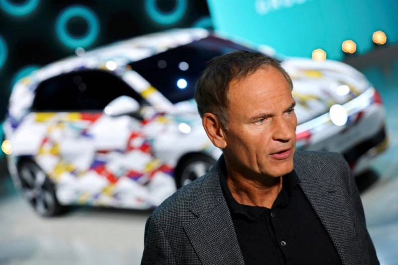 Volkswagen Group CEO Oliver Blume. He has addressed over 10,000 workers at Volkswagen's headquarters in Wolfsburg, the first stop on a tour of German plants this week to win support for a plan involving far-reaching job cuts and possible plant closures, adamantly opposed by staff but supported by the group's owner families Volkswagen Group CEO Oliver Blume. He has addressed over 10,000 workers at Volkswagen's headquarters in Wolfsburg, the first stop on a tour of German plants this week to win support for a plan involving far-reaching job cuts and possible plant closures, adamantly opposed by staff but supported by the group's owner families