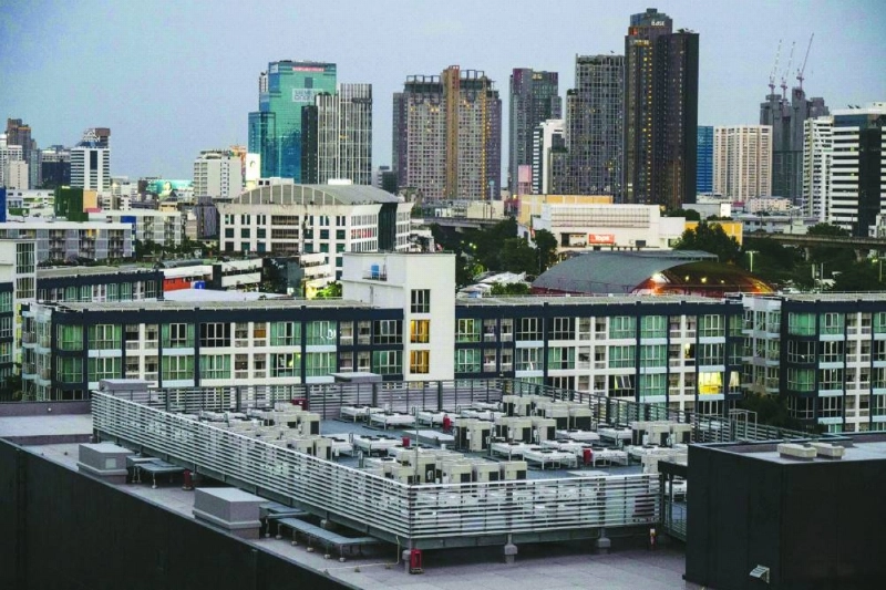 Cooling installations (bottom centre) are seen on the rooftop of a data centre building in Bangkok yesterday. (AFP) Cooling installations (bottom centre) are seen on the rooftop of a data centre building in Bangkok yesterday. (AFP)