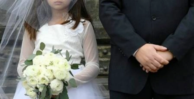 Une dérogation à la loi est possible à cause de l'article 20 du code de la famille