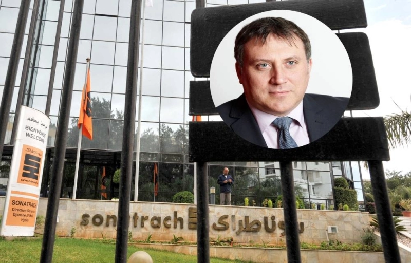 Siège de la Sonatrach et en médaillon Angelo Moskov