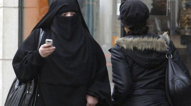 Il suffit pour le France d'appliquer les lois existantes, disent les généraux