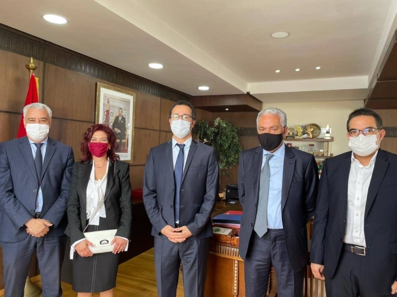 Le ministre Othman El Firdaous au milieu des membres de la délégation de l'ANME