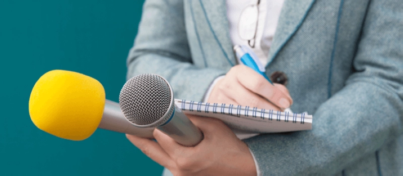 Les journalistes francophones s'en sortent mieux