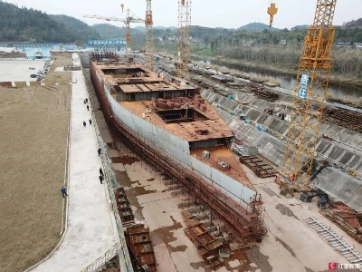 Le nouveau Titanic est en train de sortic de terre dans le Titanicland chinois