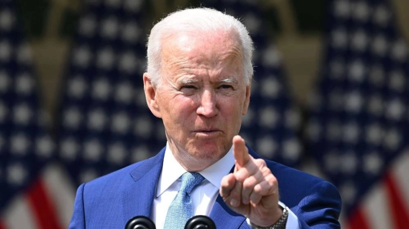 Biden suit la piste creusée par Trump